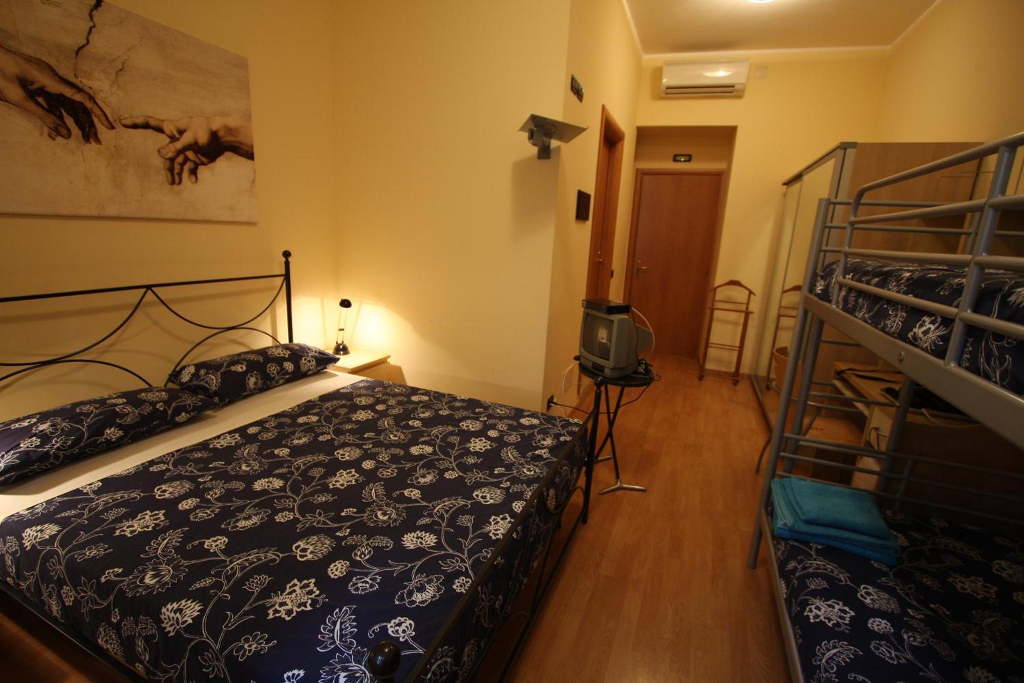 Bed And Breakfast Centrostorico Сарнико Екстериор снимка