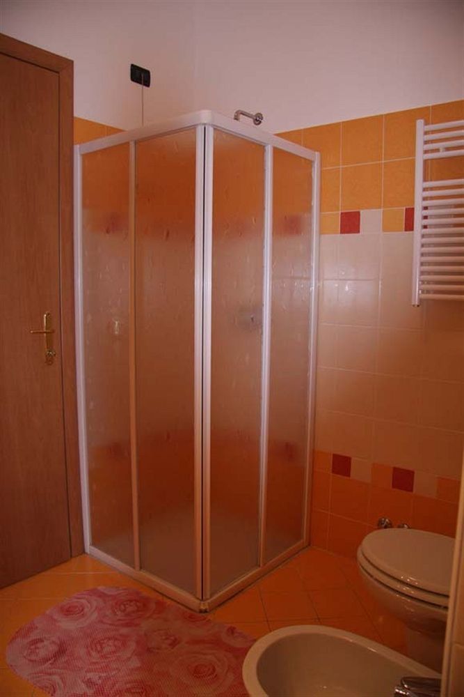 Bed And Breakfast Centrostorico Сарнико Екстериор снимка